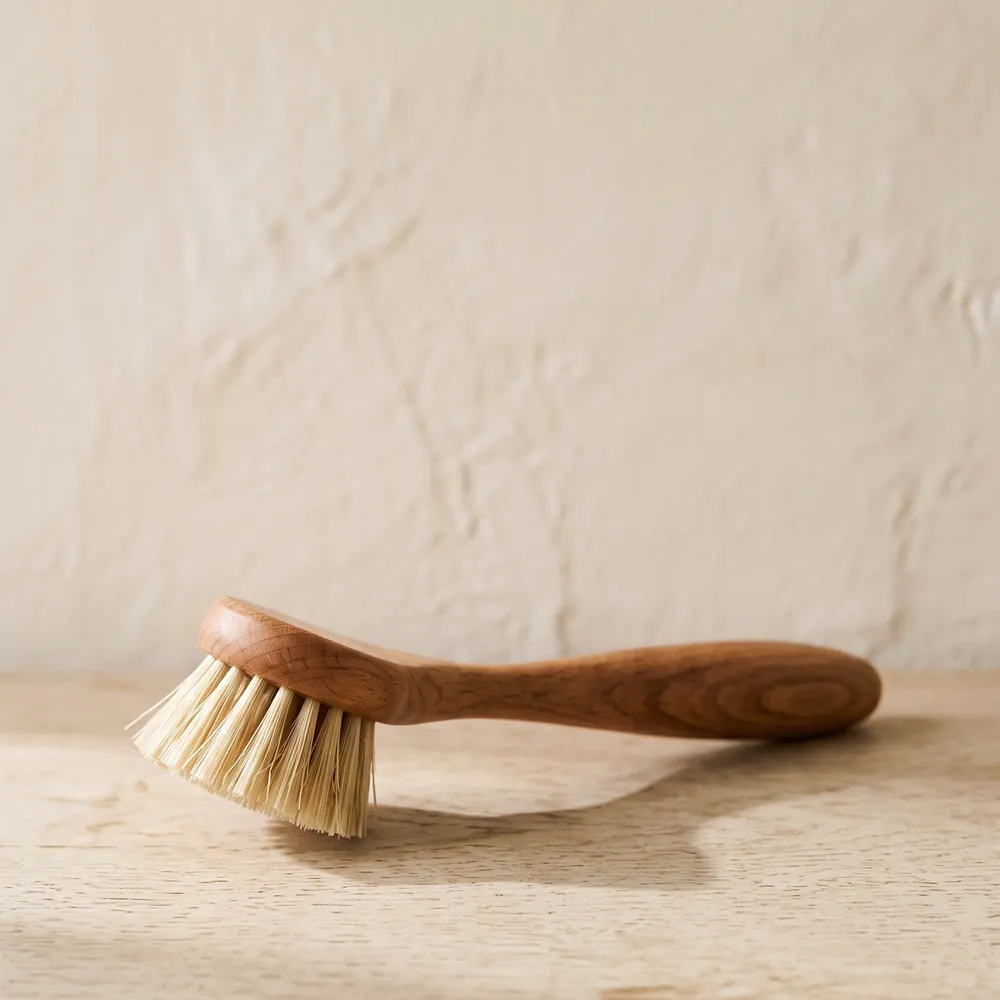 Wooden dish brush
